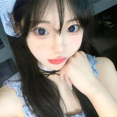 二缺青年秘史海报